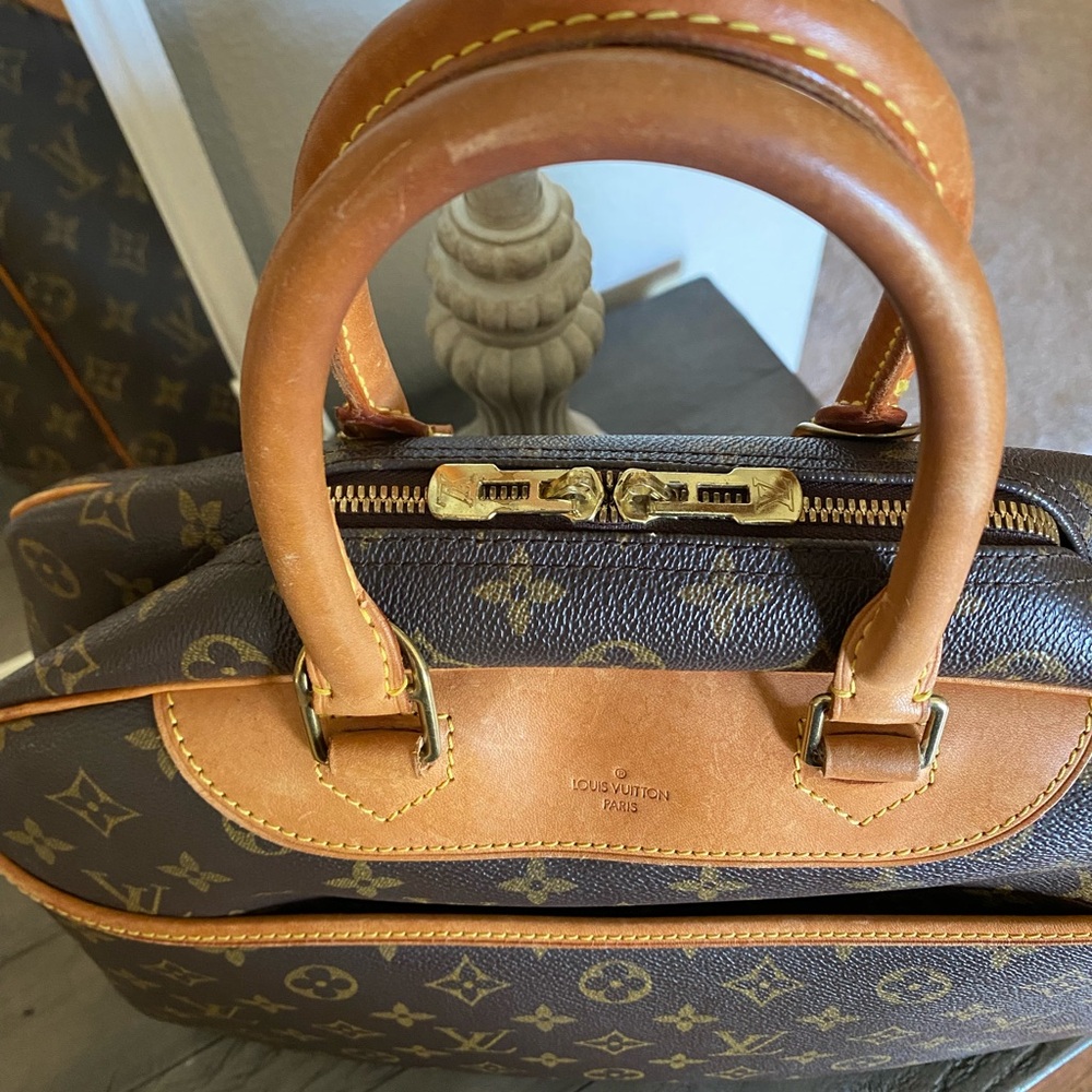 Louis Vuitton Brown Monogram Duffel with Tan Leather Trim - Picture 9 of 11